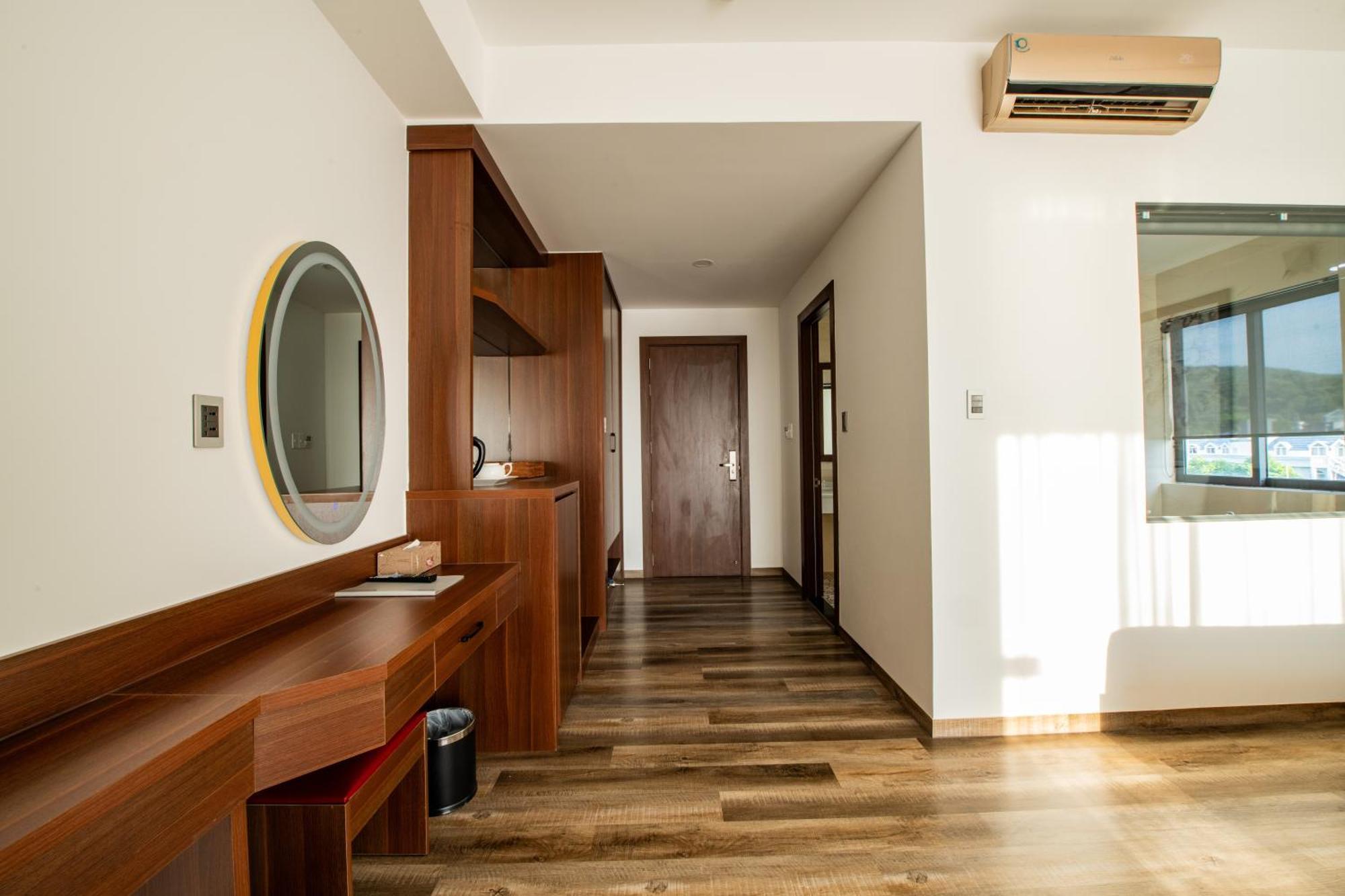 Levan Hotel Phu Quoc Exterior photo